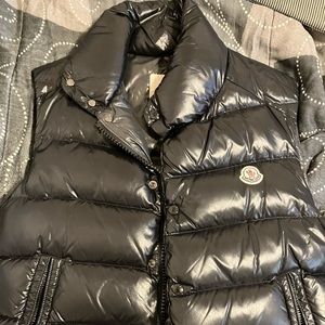 Moncler vest 100% authentic